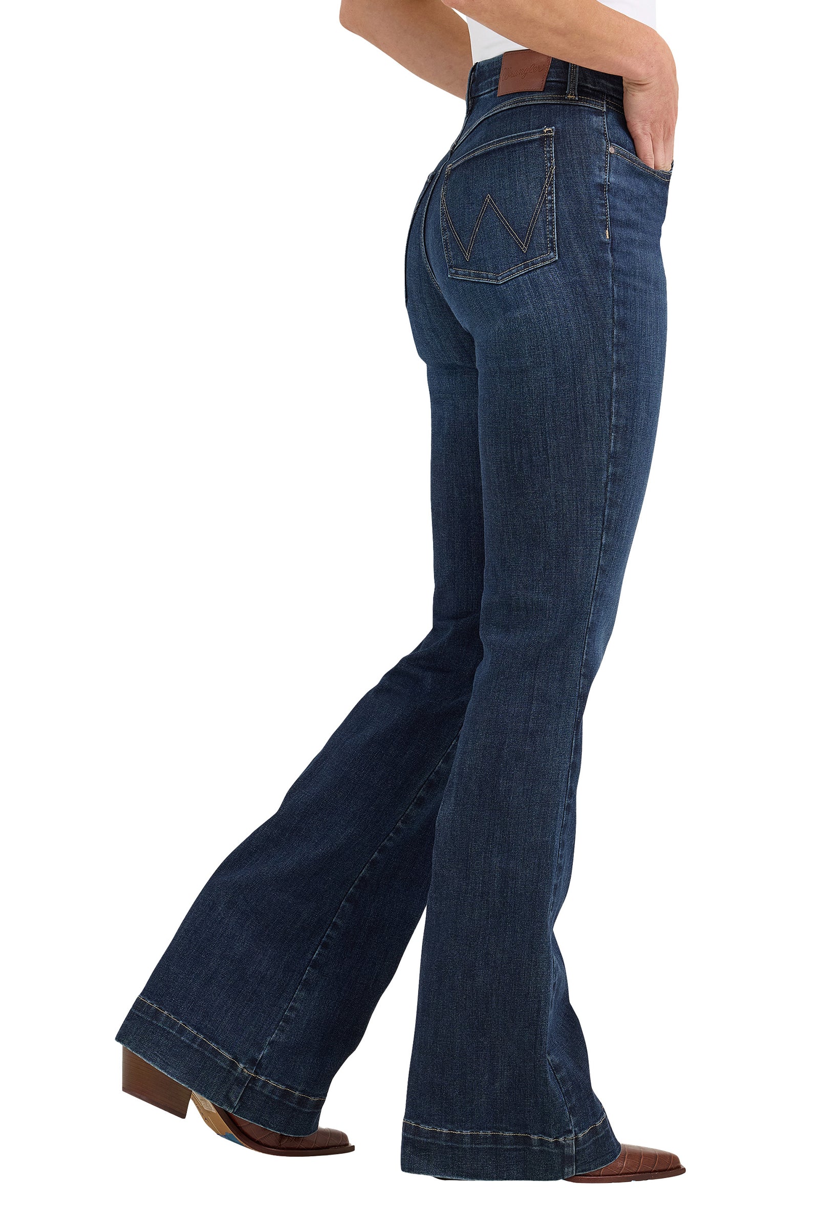 Wrangler Women's Bespoke High Rise Trouser. Flared jeans worn by a person on a white background