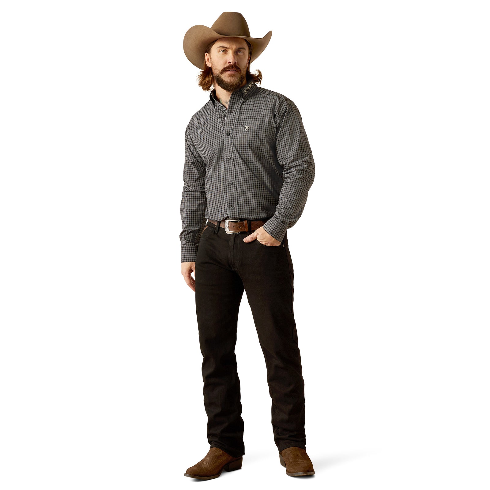 Ariat Men's Pro Series Team Otto L/S Western. Man wearing a checkered shirt and cowboy hat on a white background