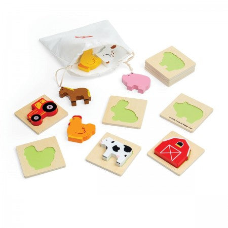 Bigjigs Toys Farm - Feel and Find. Set of wooden farm animal puzzles with a carrying bag on a white background