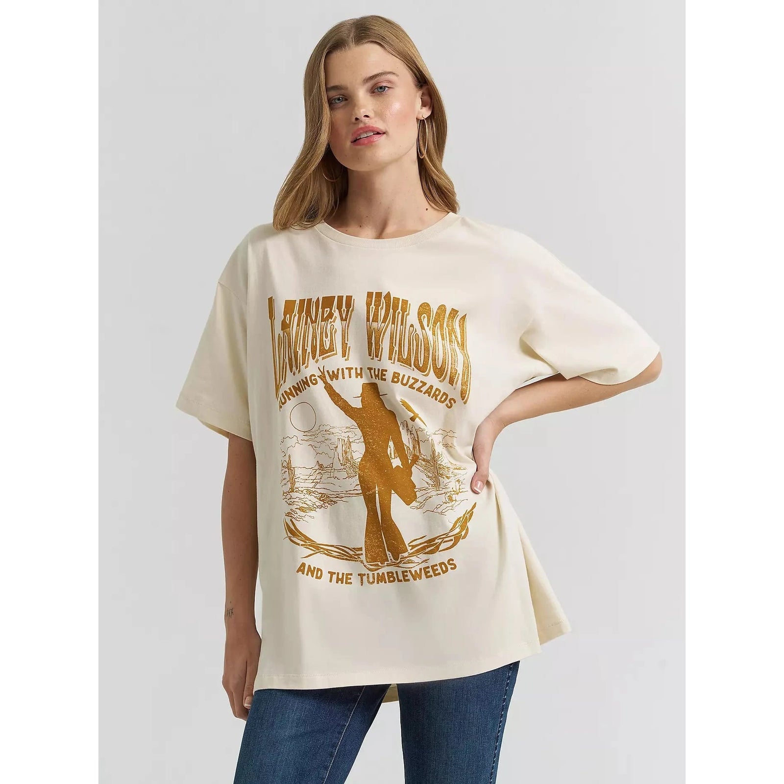 Lainey Wilson x Wrangler Buzzards Oversized Tee Wrangler