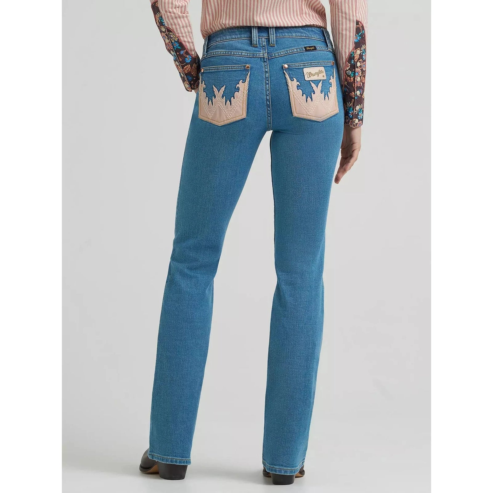 Lainey Wilson x Wrangler Embellished Mae Boot Jean Wrangler