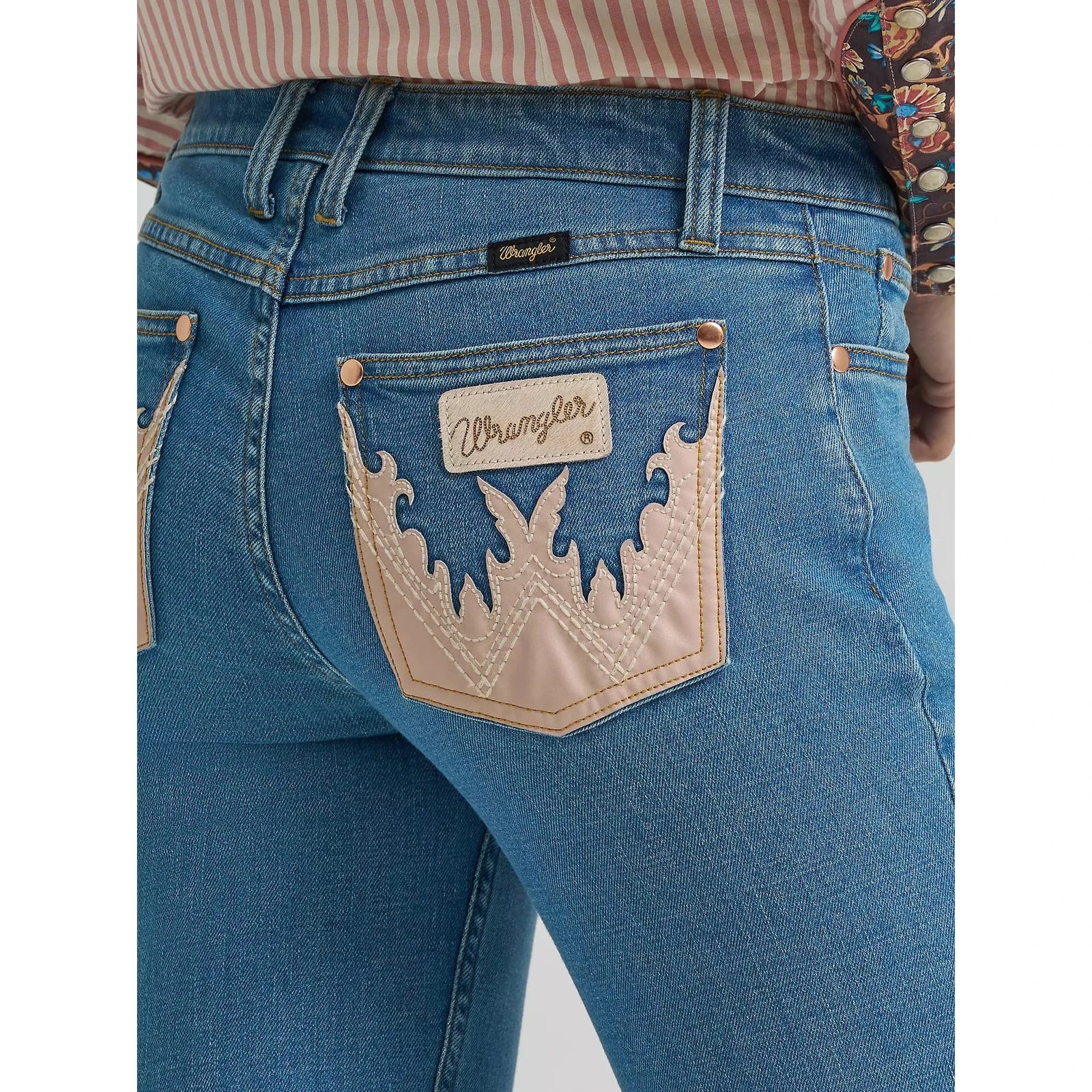 Lainey Wilson x Wrangler Embellished Mae Boot Jean Wrangler