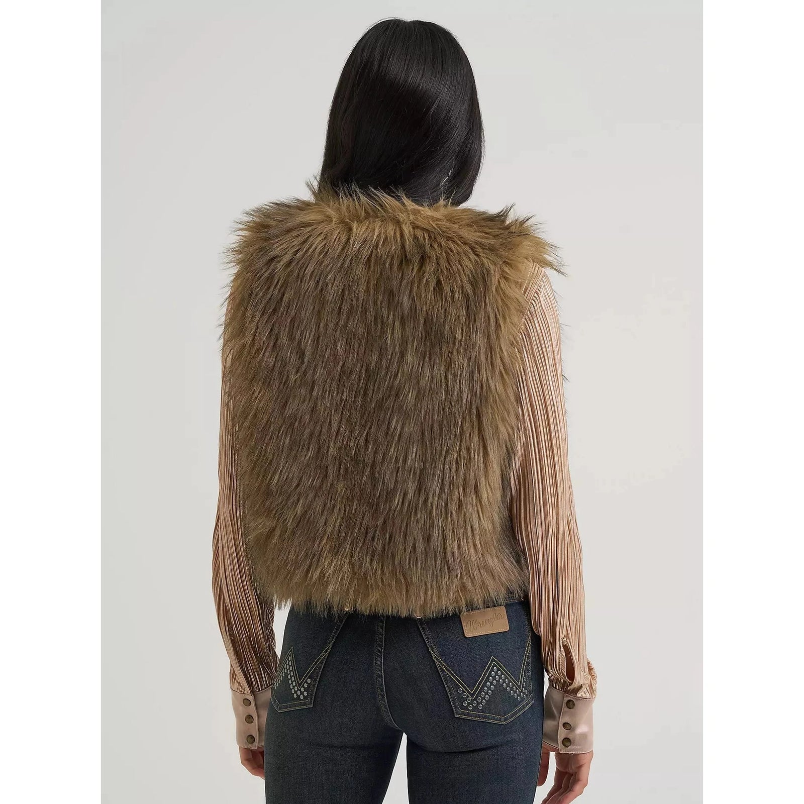 Lainey Wilson x Wrangler Faux Fur Vest Wrangler