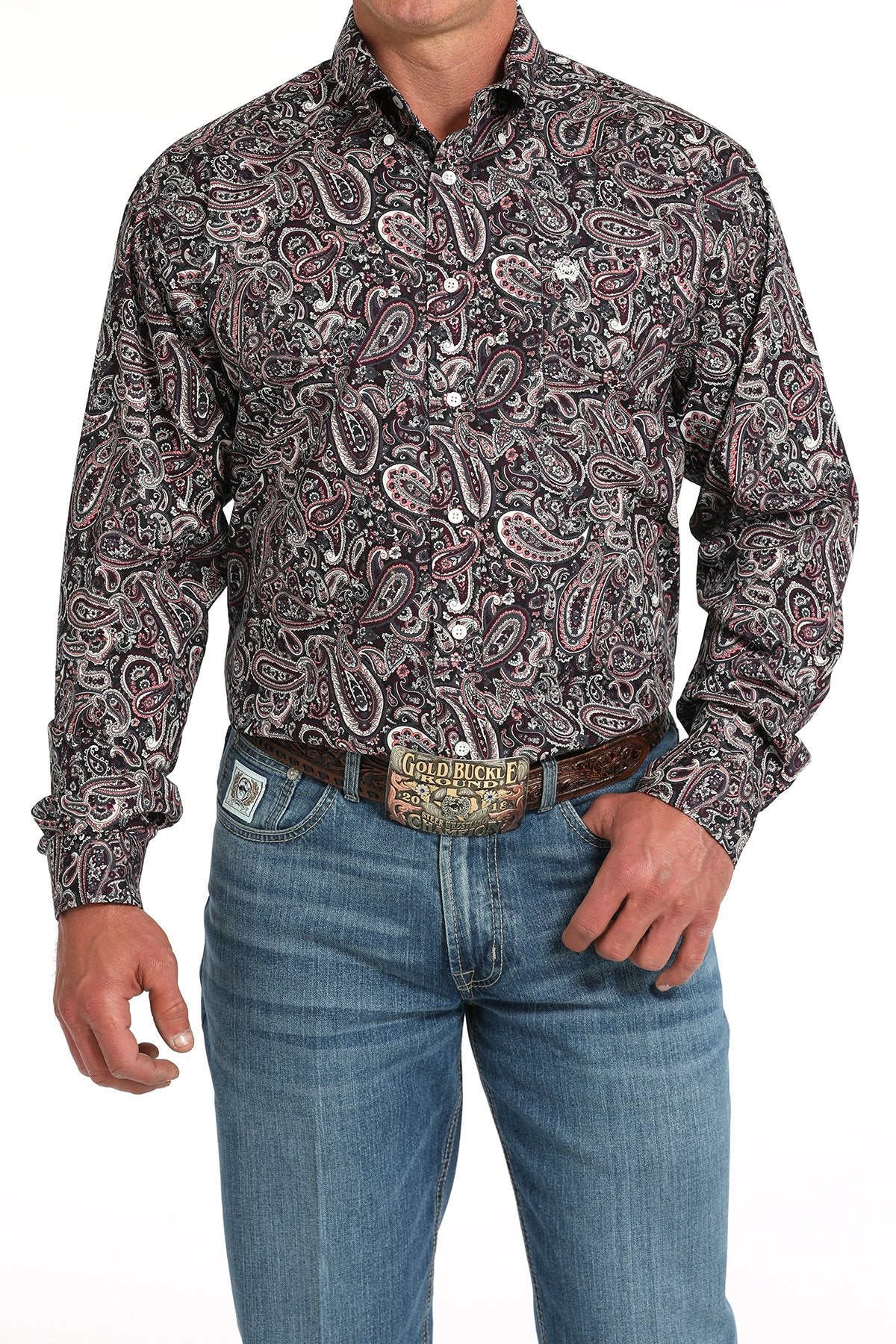 Cinch Men's Paisley Print L/S Western Shirt. Man wearing a patterned shirt and jeans on a white background