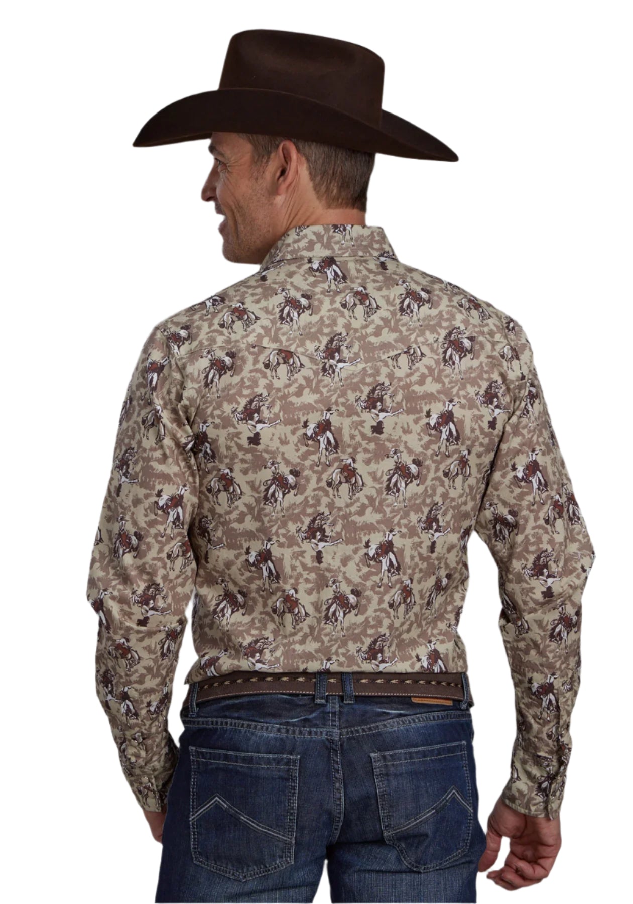 Roper Men's Vintage L/S Western Shirt. A man wearing a brown western shirt with a animal pattern and a brown cowboy hat.
