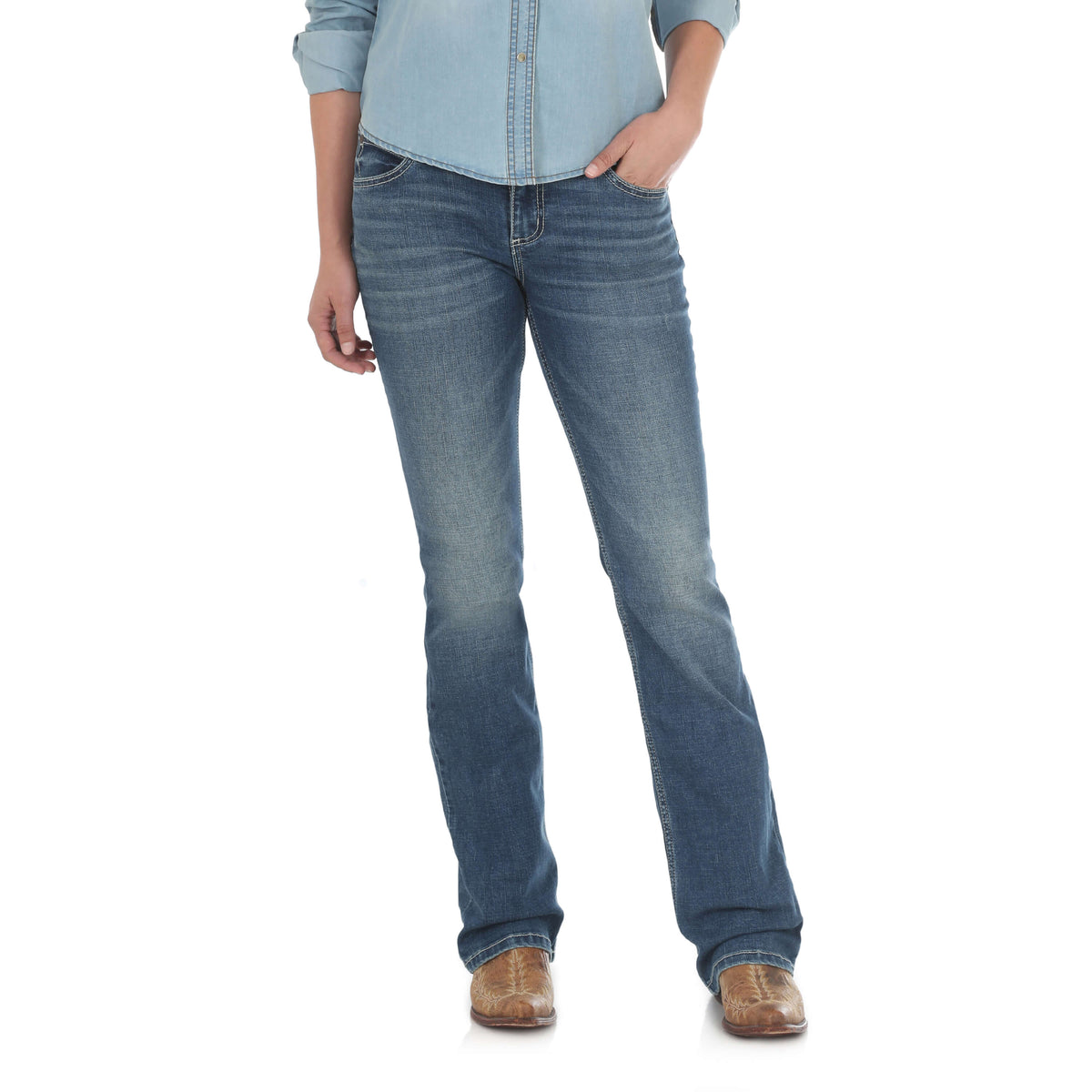 Wrangler Women&#39;s Mae Retro Mid Rise Jean