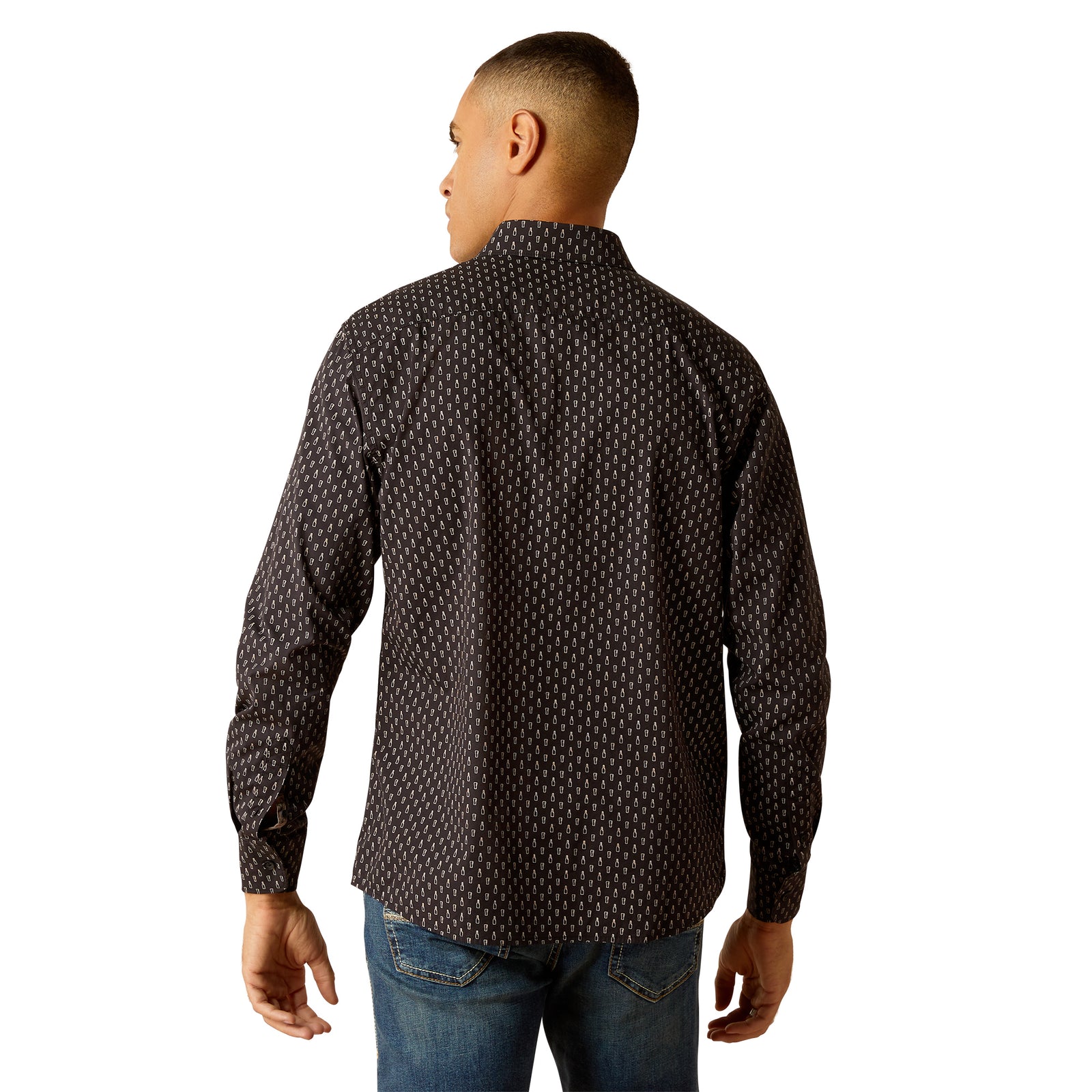 Ariat Men's Mitchell Modern L/S Western Shirt. A man wearing a long-sleeved, geometric patterned, button-up shirt with a collar.
