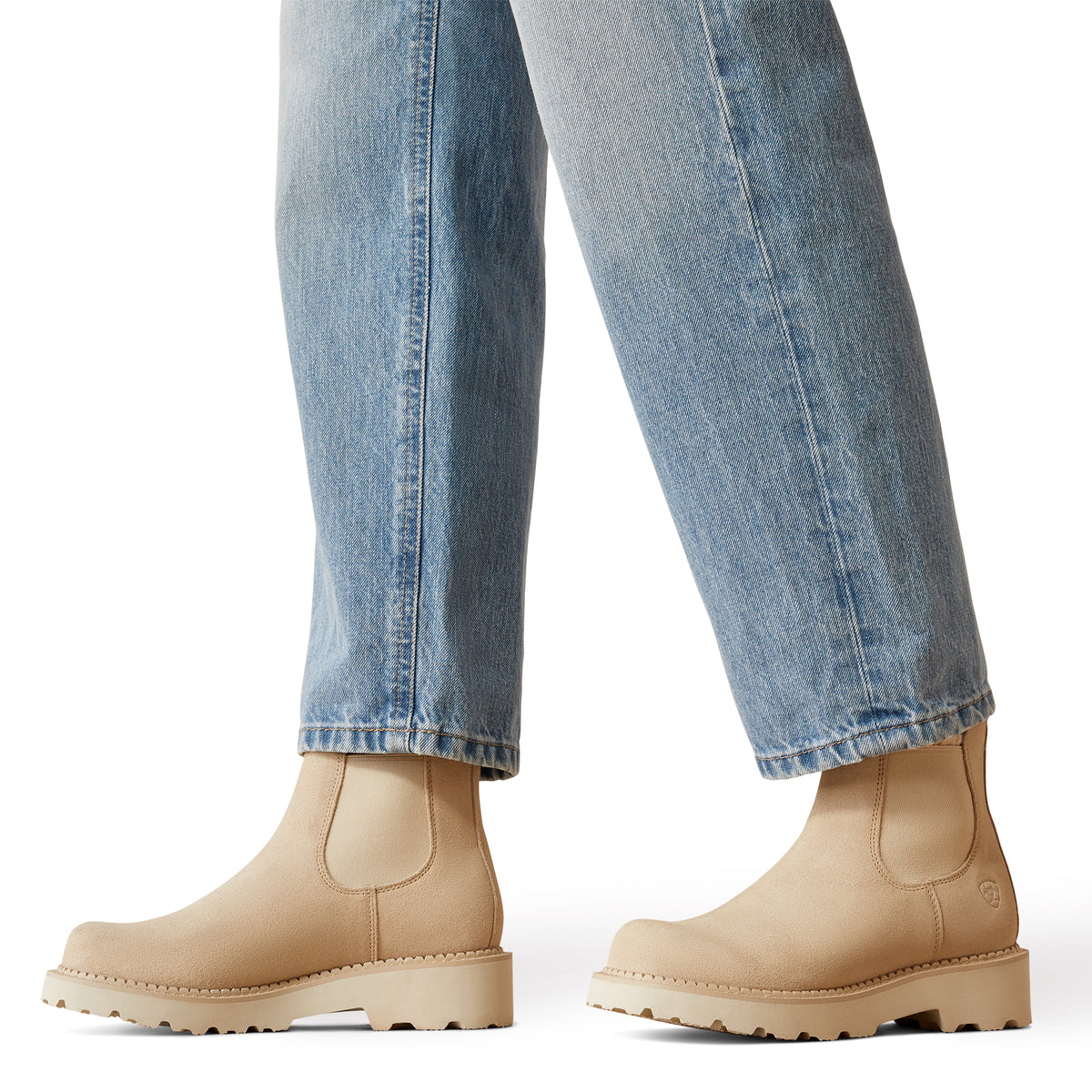 Ariat Women's Ultra High Rise Tomboy Straight Leg Jean