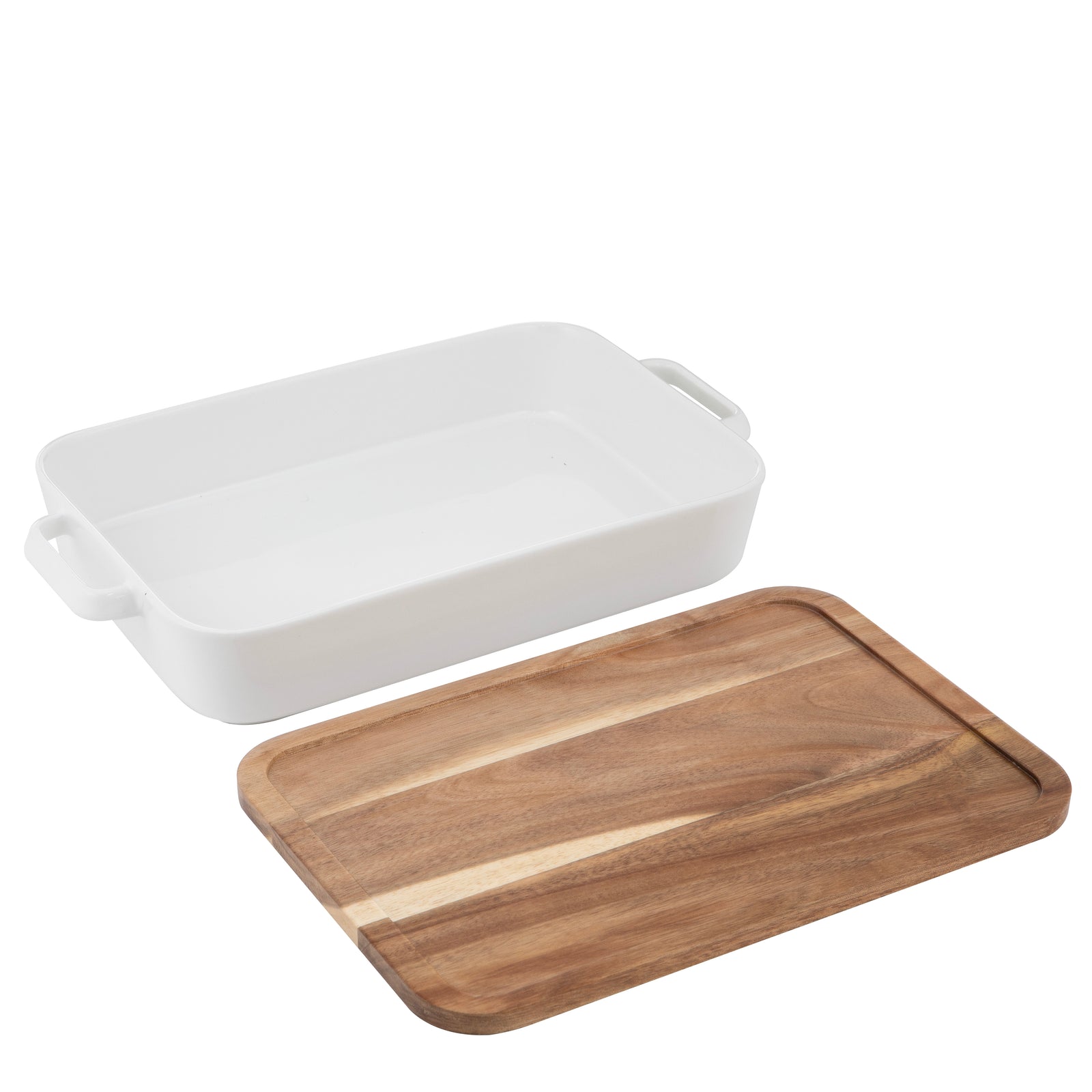 Ladelle Alto Oven To Table Lge Baking Dish with Lid/Trivet. White rectangular ceramic dish with a wooden cutting board on a white background