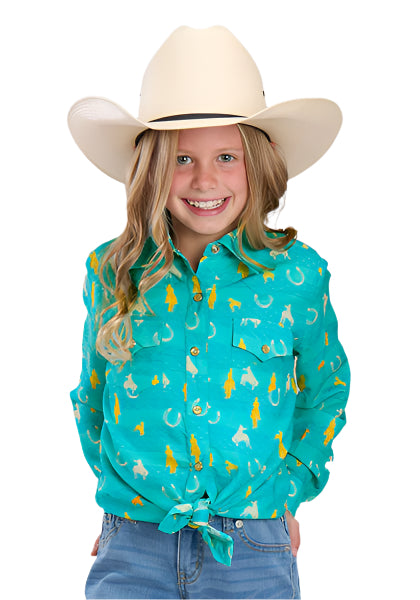 Roper Girl's Five Star L/S Western Shirt. Young girl wearing a turquoise patterned shirt and beige cowboy hat on a white background