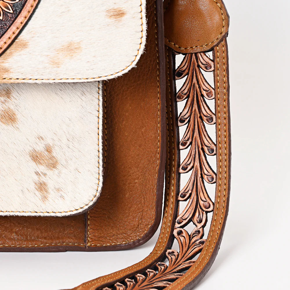 American Darling Women's Messenger Handbag