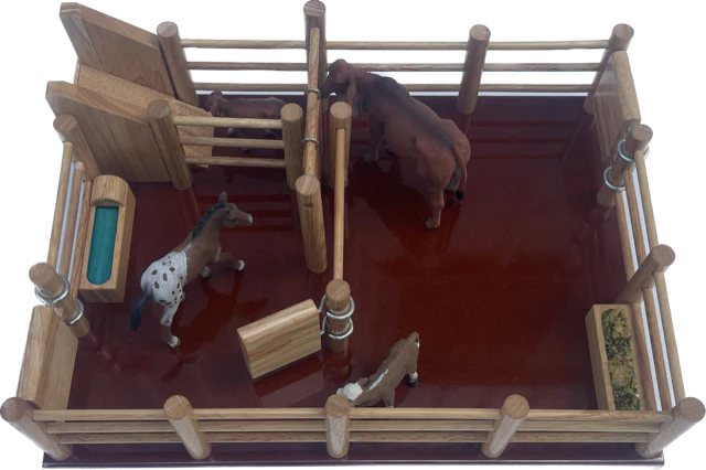 Country Toys CY1 Wooden Cattle Yards