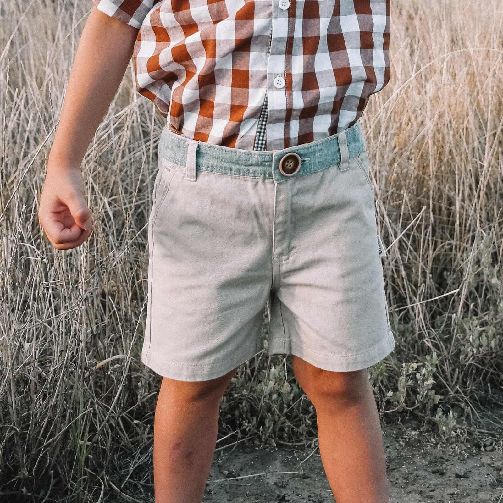 Love Henry Boy's Oscar Shorts Beige