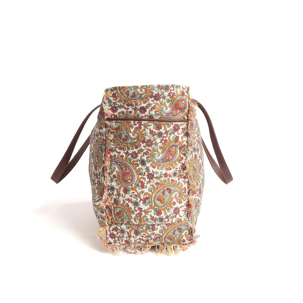 Women's Paisley Pointe Weekender Bag