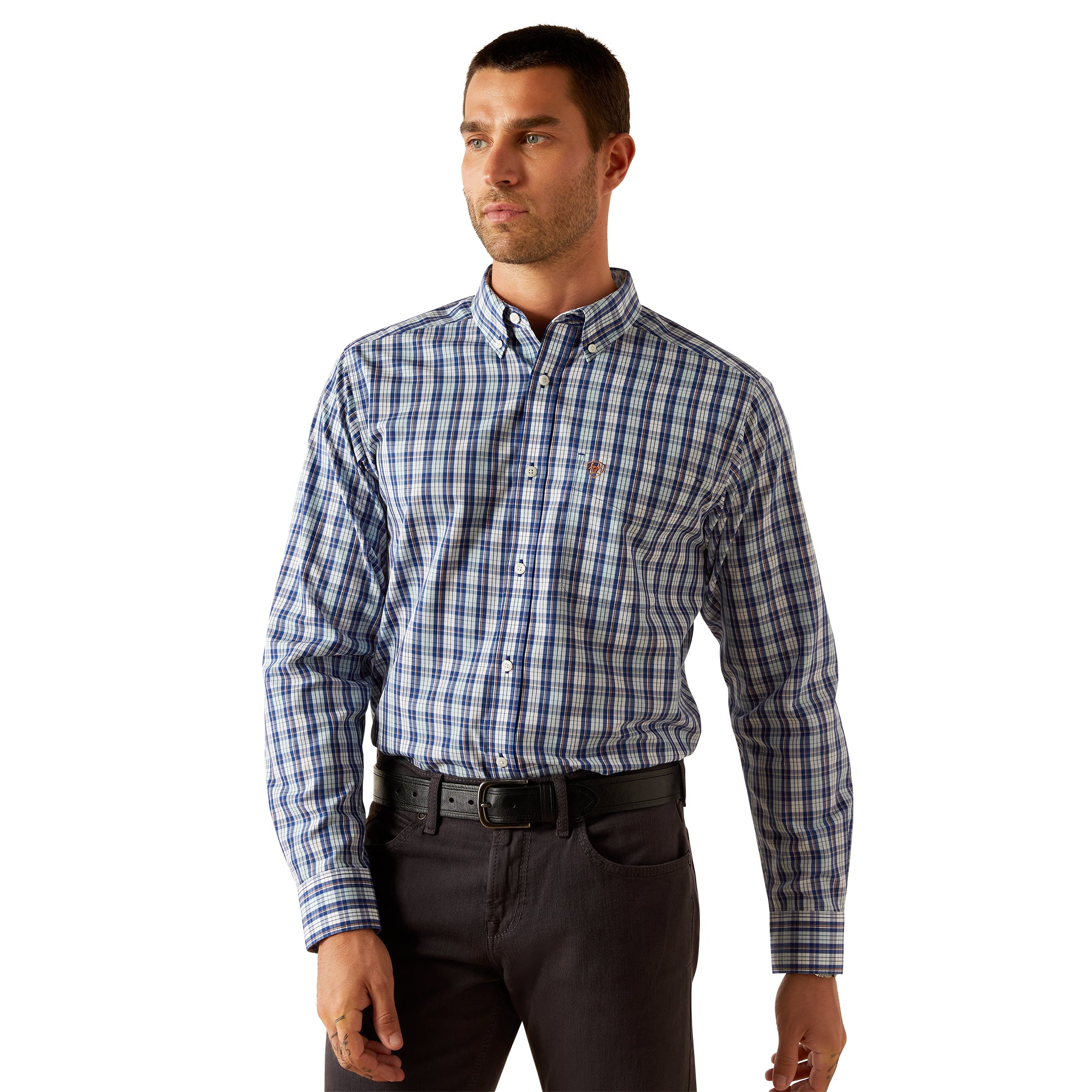 Ariat Men's Wrinkle Free Bronson Fitted L/S Western Shirt. Man wearing a blue and white checkered shirt on a white background