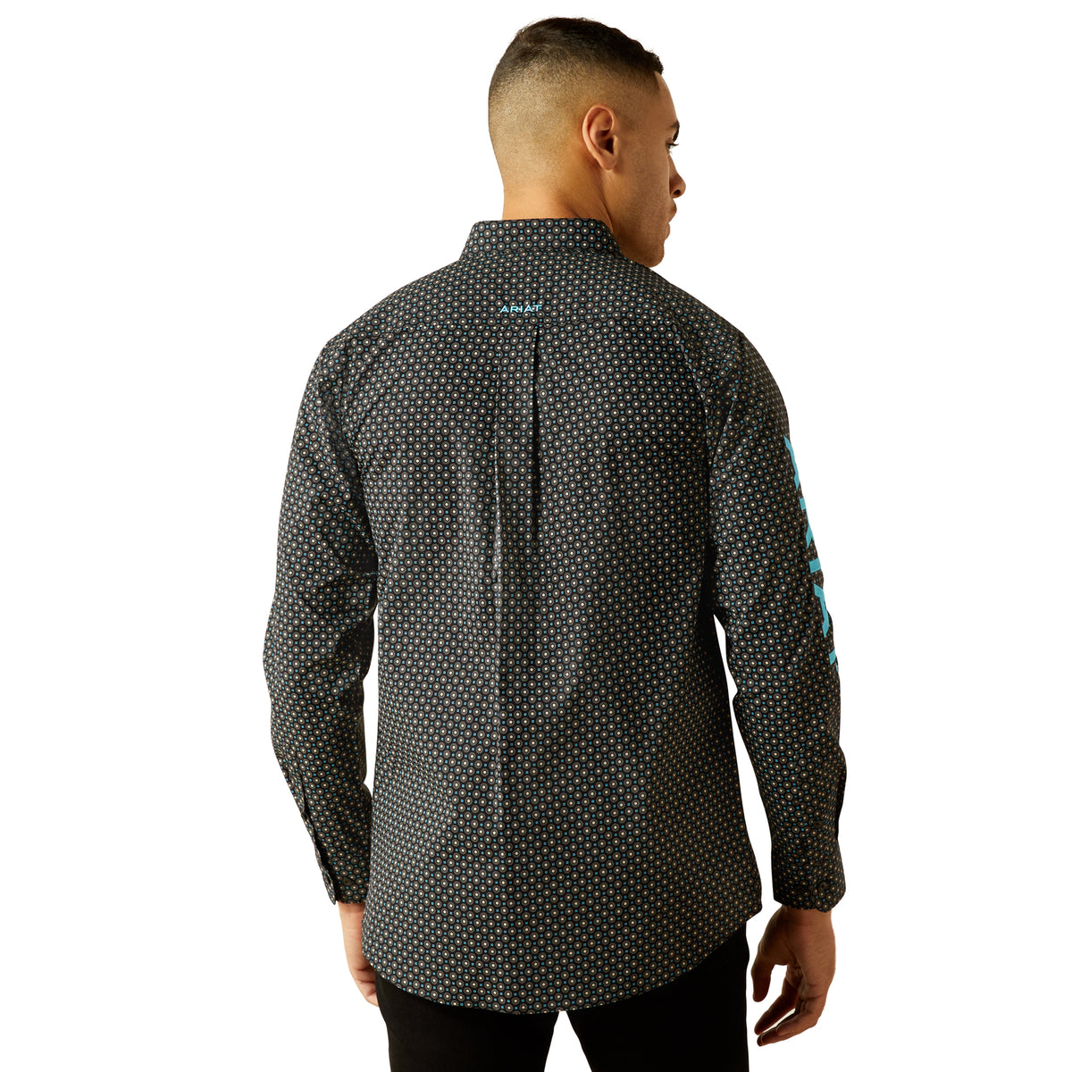 Ariat Men's Team Abel Fitted L/S Western Shirt. Man wearing a patterned shirt on a white background