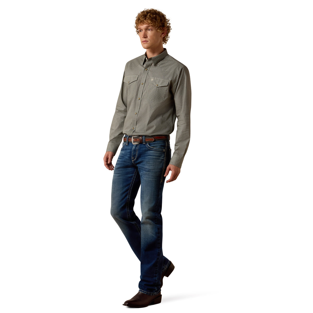 Man wearing a gray shirt and blue jeans on a white background