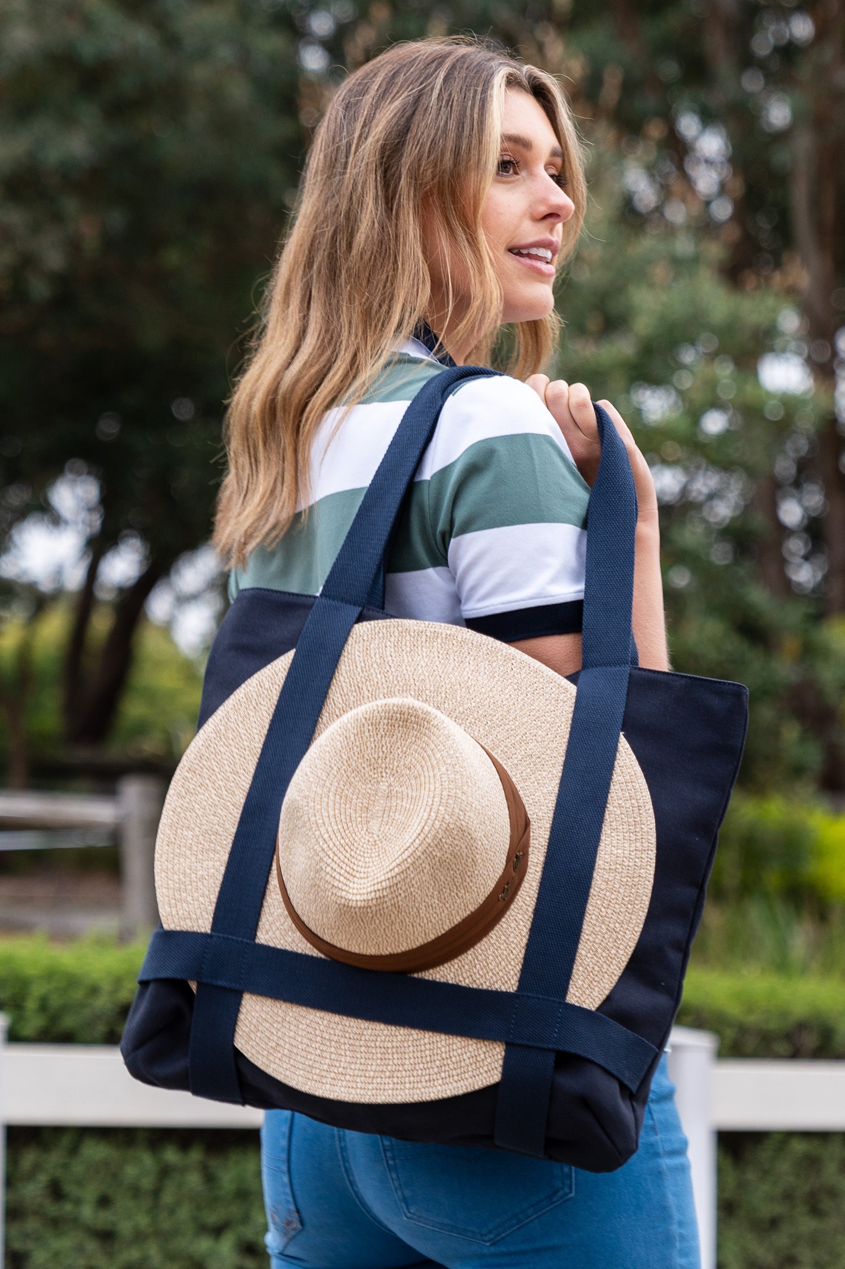 Thomas Cook Women's Hat Carry Tote Bag