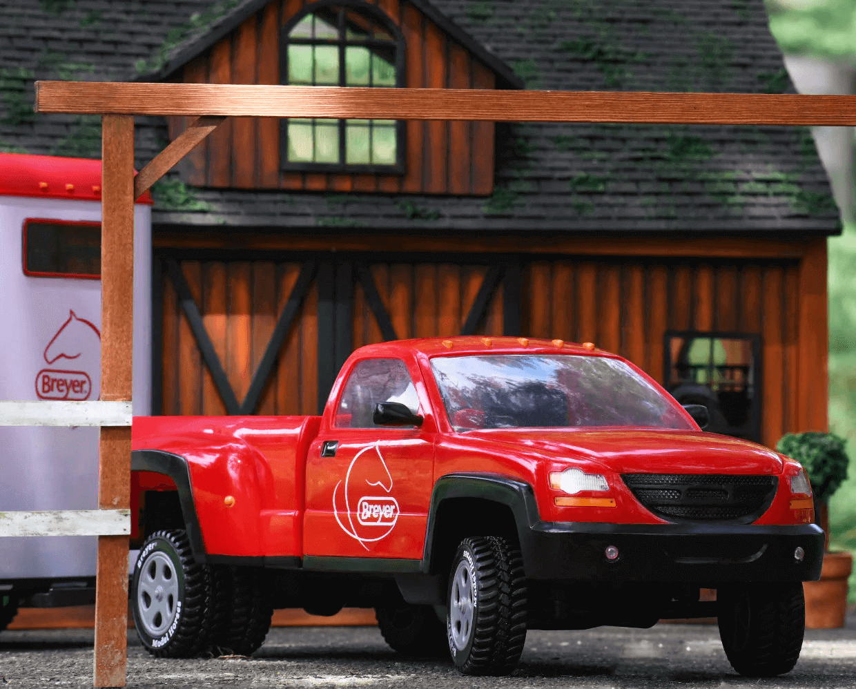 Breyer Traditional Dually Truck