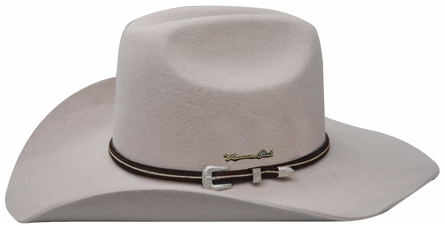 Thomas Cook Bronco Felt Cowboy Hat. A beige felt cowboy hat with a wide brim and a leather sweat band, featuring a metal buckle on the hat band and a showerproof design.