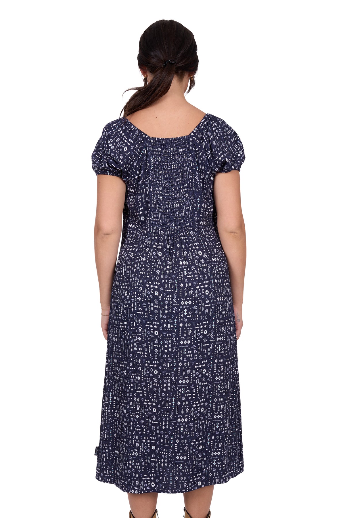 Wrangler Women's Beth Dress. Woman wearing a navy blue dress with white patterns on a white background