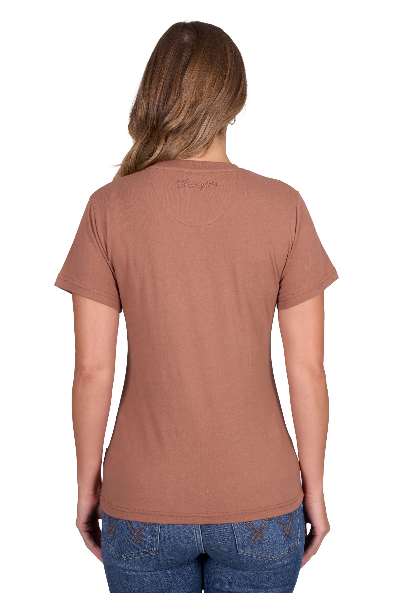 Wrangler Women's Texas S/S T-Shirt. Woman wearing a brown t-shirt on a white background