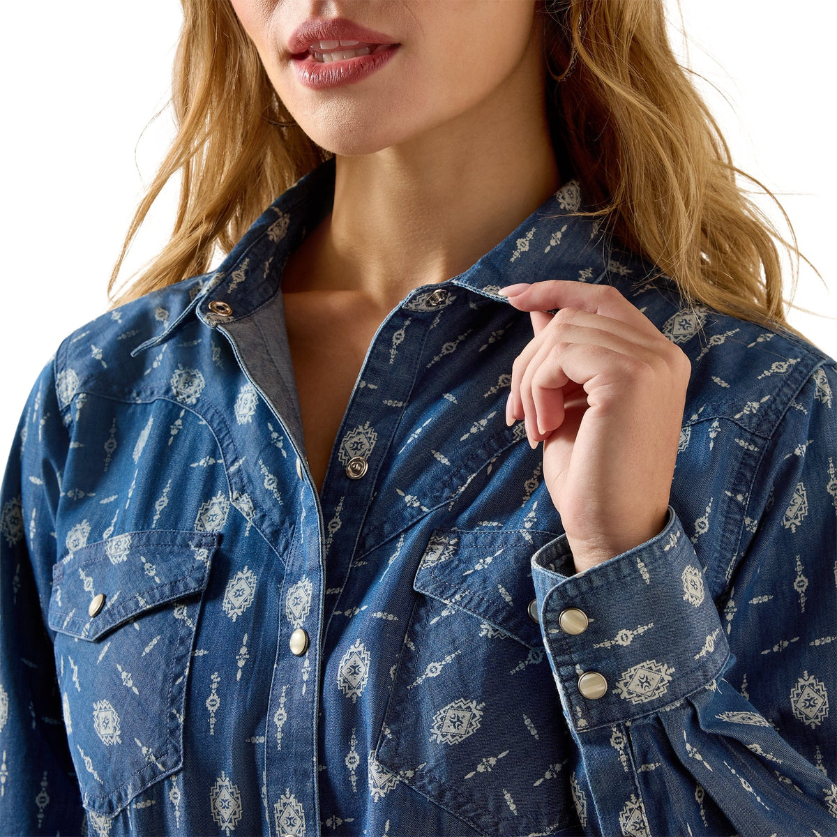Ariat Women's Wild Blue Western Snap L/S Shirt Ariat