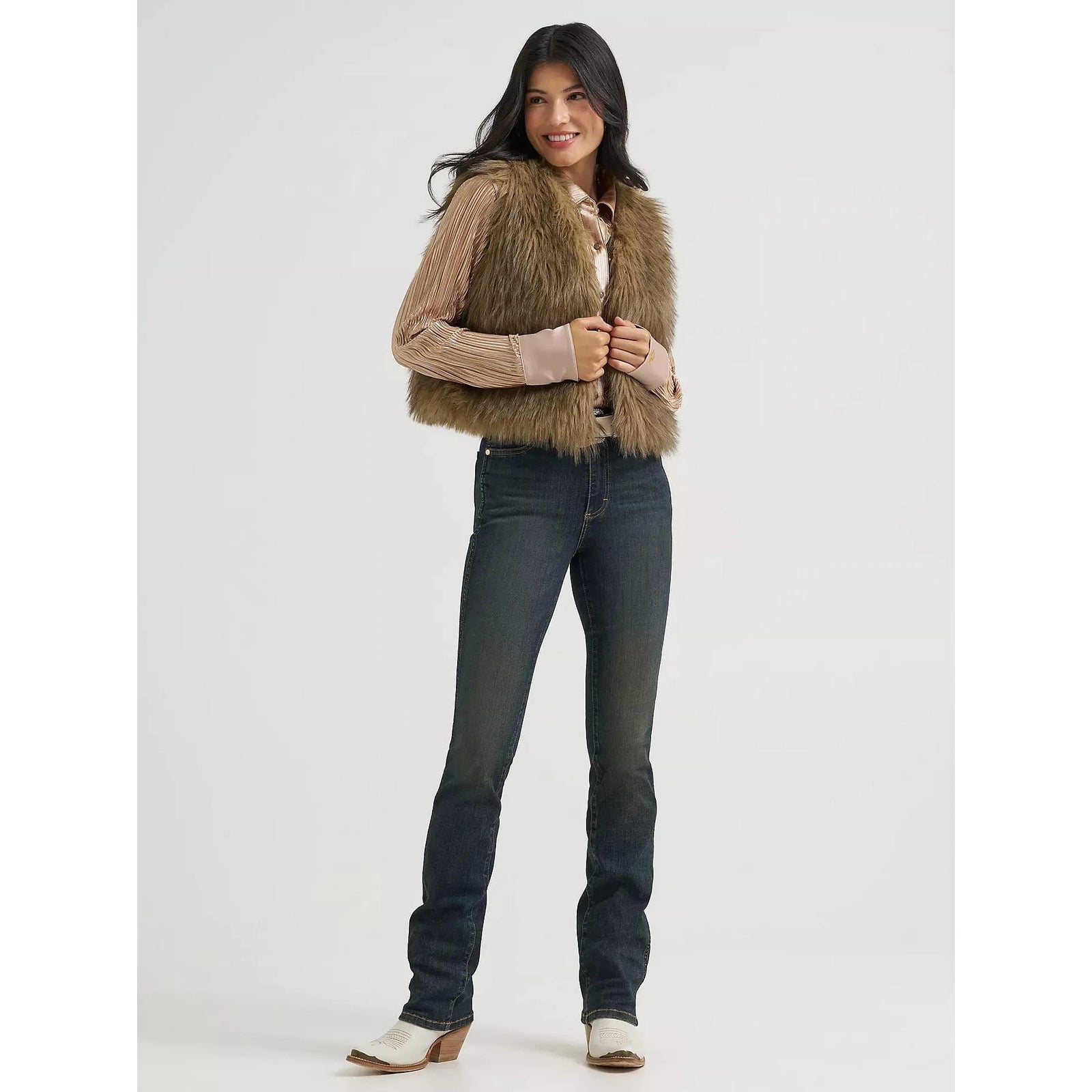 Lainey Wilson x Wrangler Faux Fur Vest Wrangler
