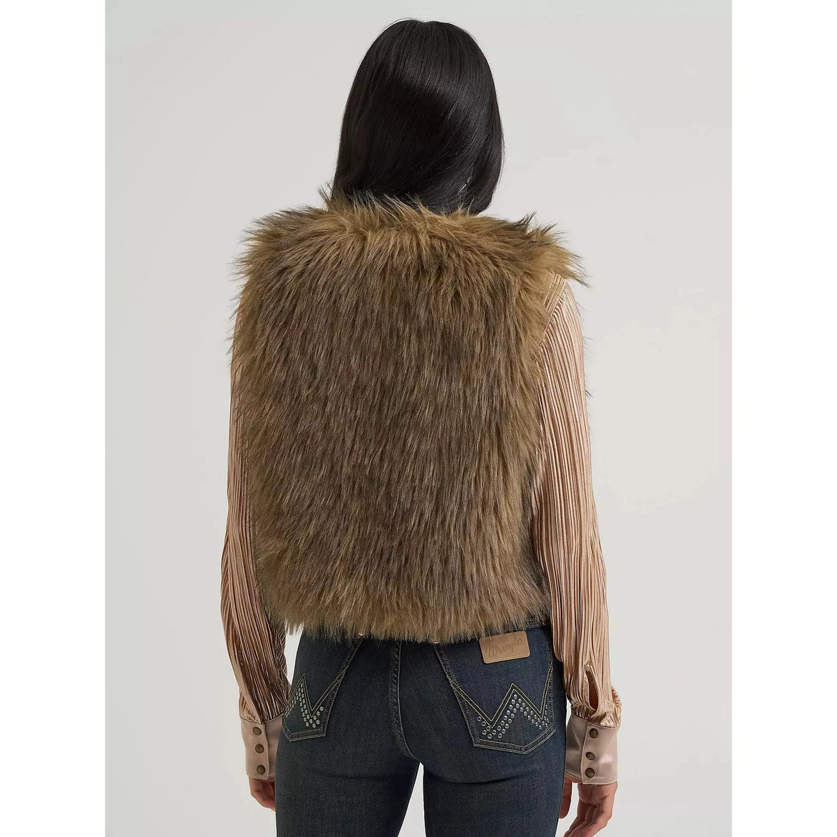 Lainey Wilson x Wrangler Faux Fur Vest Wrangler