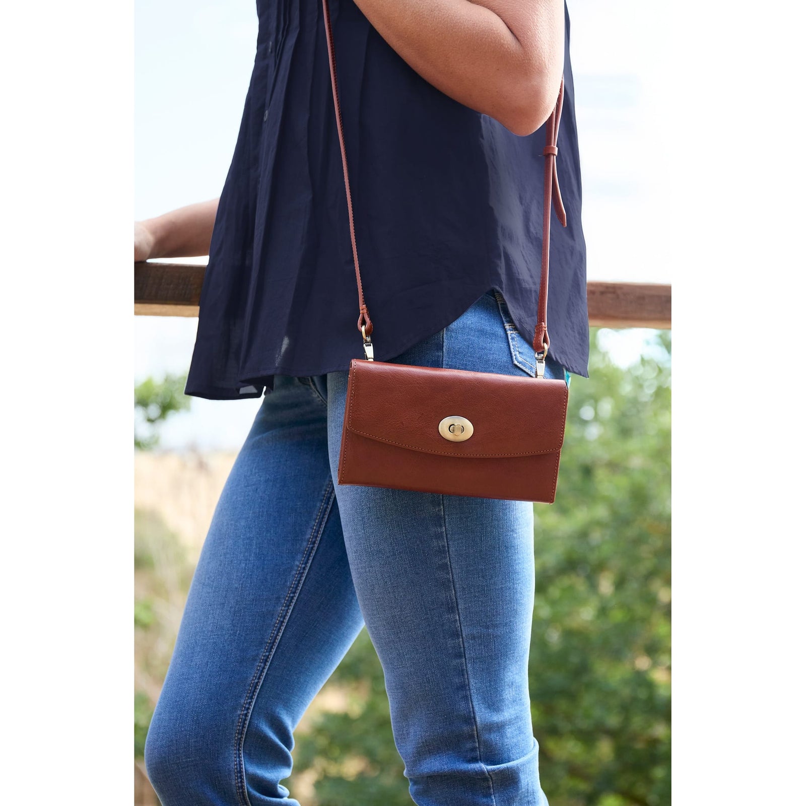 Thomas Cook Women's Louisa Wallet Bag Thomas Cook